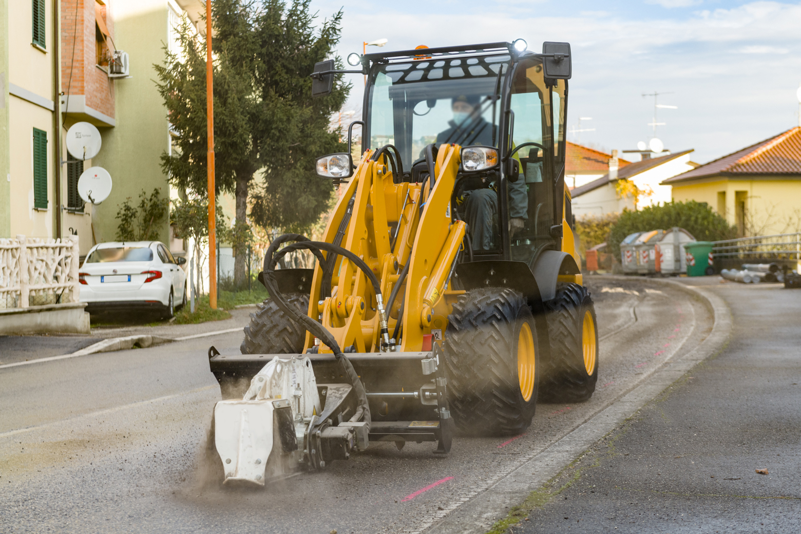 SIMEX è il costruttore di attrezzature che oggi copre in modo più completo le esigenze di mercato per micro e mini trincee