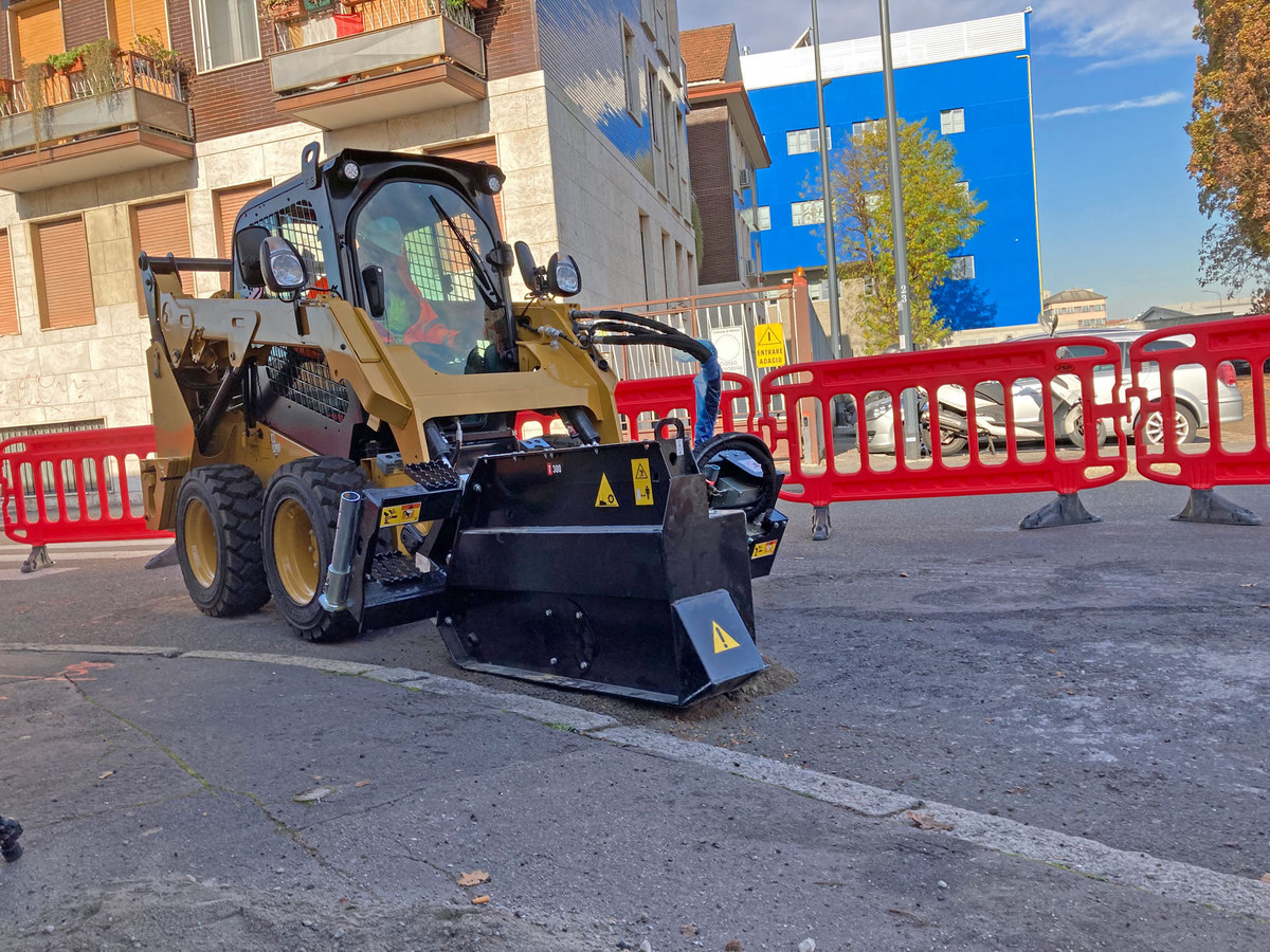 SIMEX è oggi il costruttore maggiormente all'avanguardia nelle attrezzature per micro e mini trincee