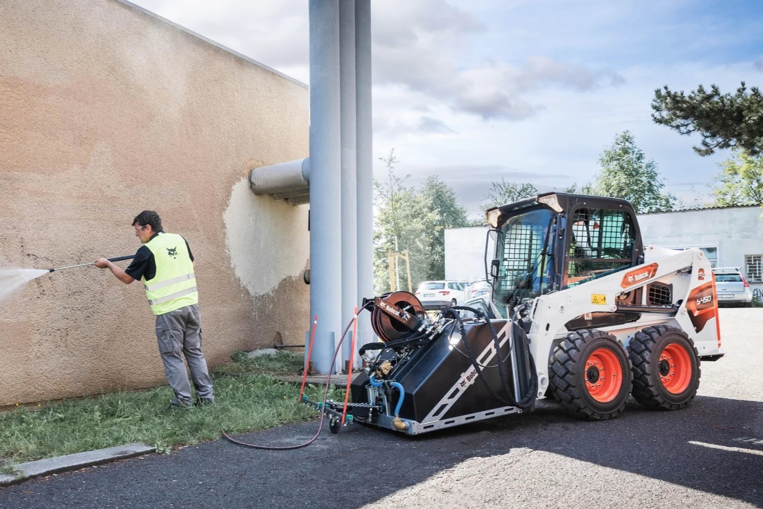 La S450 è una minipala che punta sulla massima polivalenza