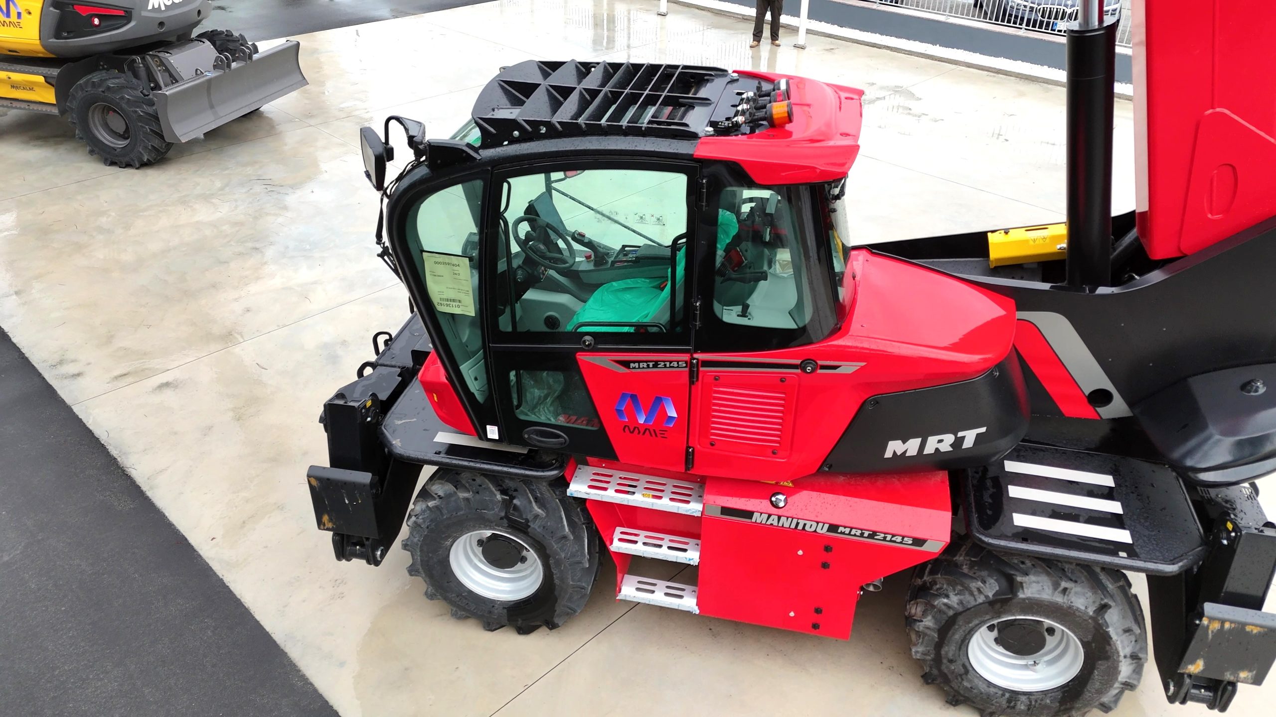 MAIE distribuisce le macchine Manitou