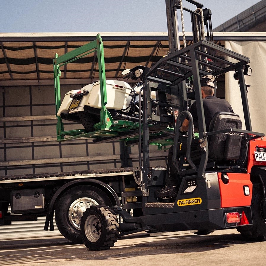 I carrelli montati su autocarro del costruttore puntano su sicurezza e mobilità