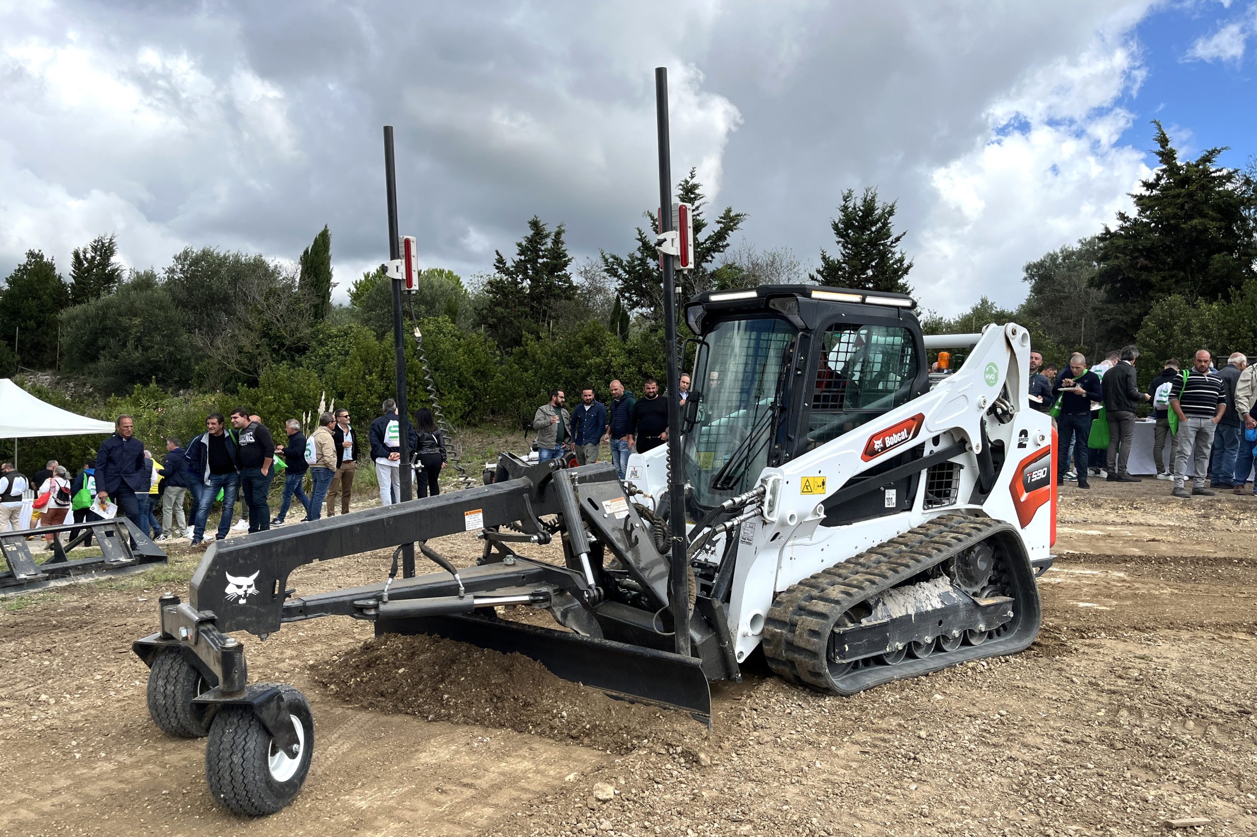 Bobcat spiega, in ogni tappa, le proprie macchine in modo dettagliato