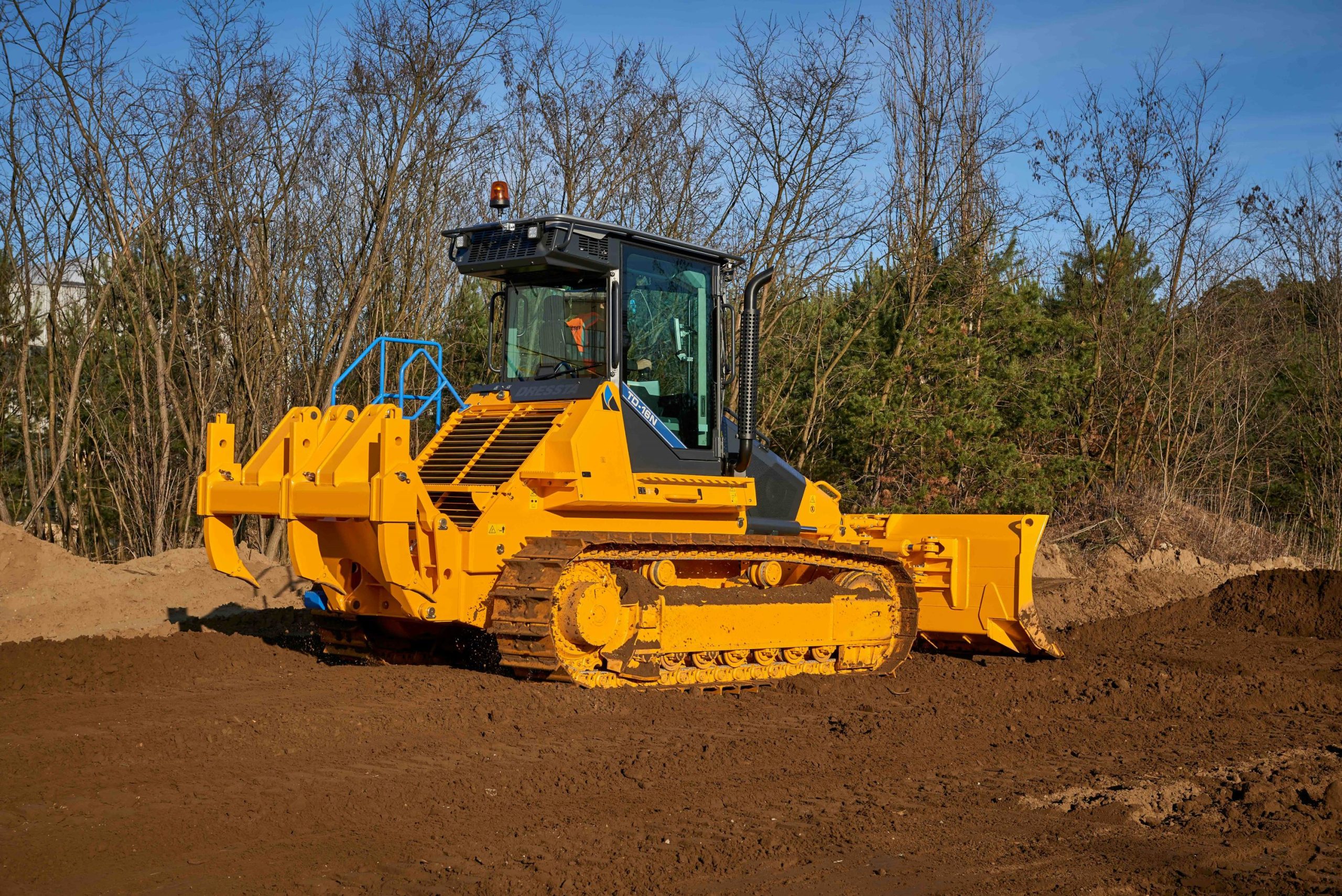 Il dozer Dressta TD16N sarà presente per la prima volta ad Ecomondo