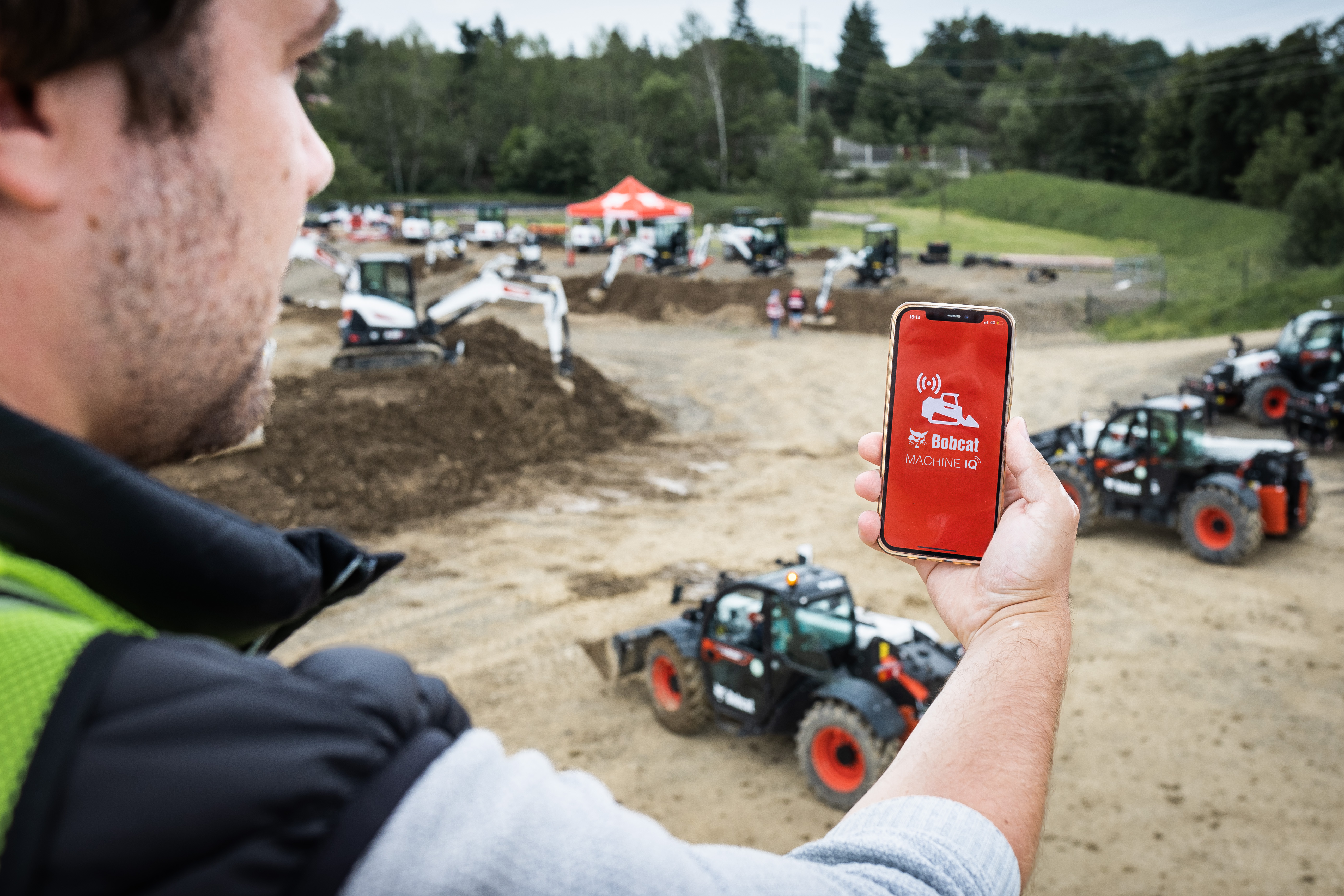 Bobcat Machine IQ permette di interagire con le macchine in modo bidirezionale